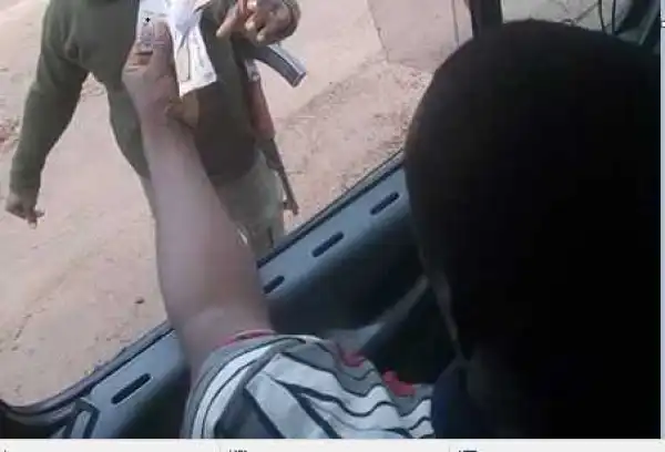 Omg! Nigerian Police Officer Kills Bus Driver for Refusing to Give Him N50 Bribe in Niger State